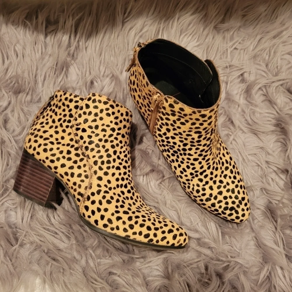 Sole Society River Fur Ankle Booties 9 Leopard Cheetah Print